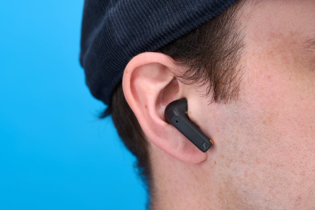 Sennheiser Accentum Open – Im Ohr