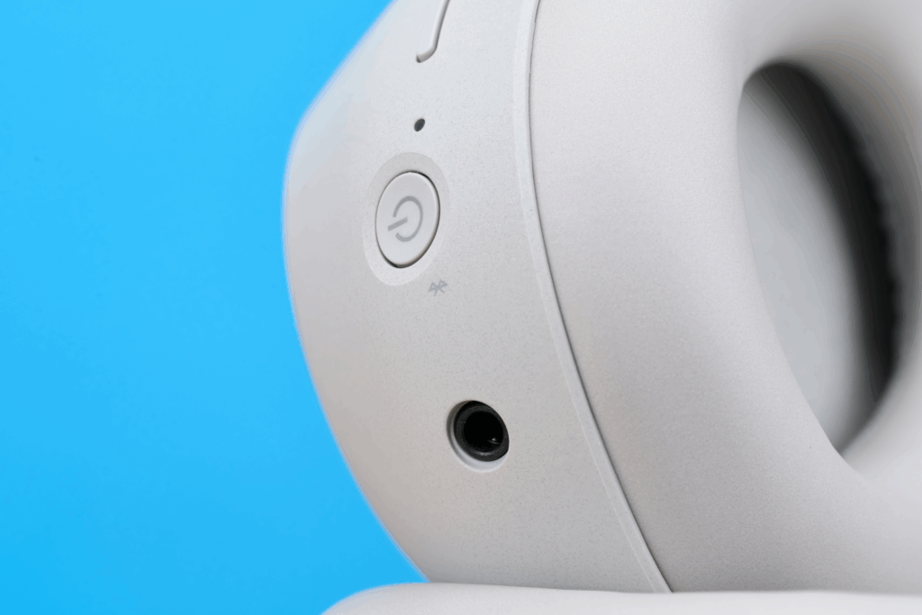 Sony WH 1000XM6 vs Bose QuietComfort Ultra Headphones im Vergleich Akku Sony