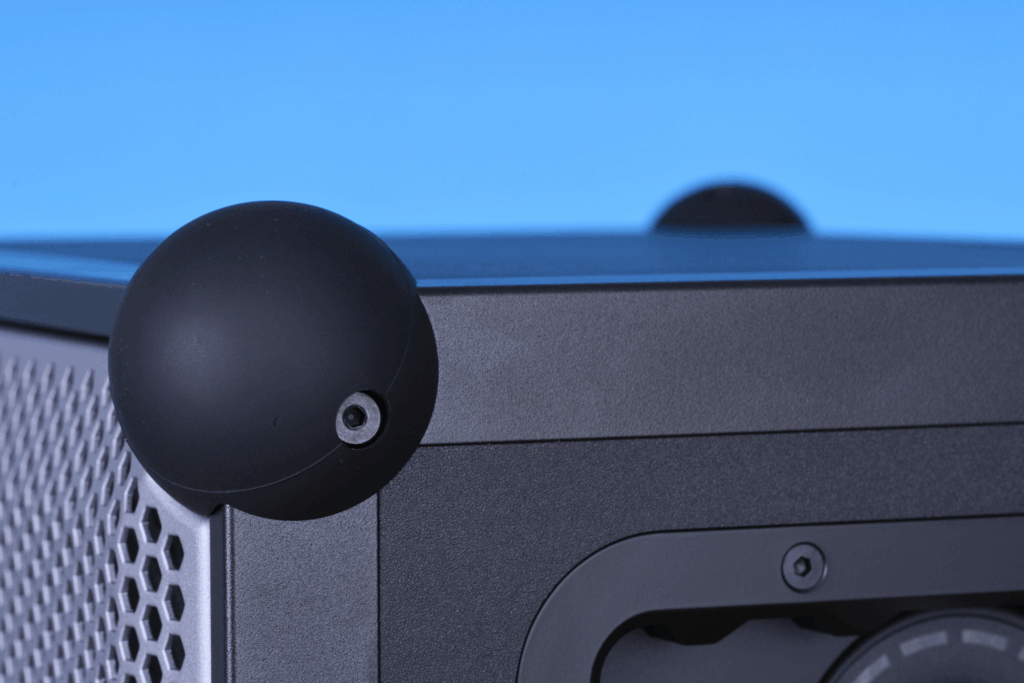 Soundboks 4 vs Teufel Rockster Vergleich Design Soundboks