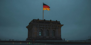 Netflix und Co. müssen wohl bald mehr Geld in deutsche Produktionen investieren.