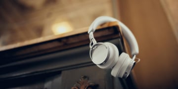 Die beyerdynamic Aventho 100 sind frische On-Ears mit aptX Lossless.