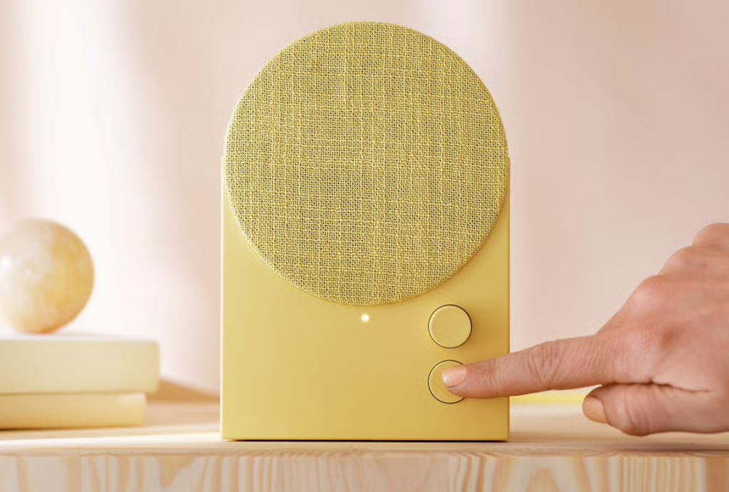 Ikea Nattbad lässt sich über die Buttons vorne bedienen.