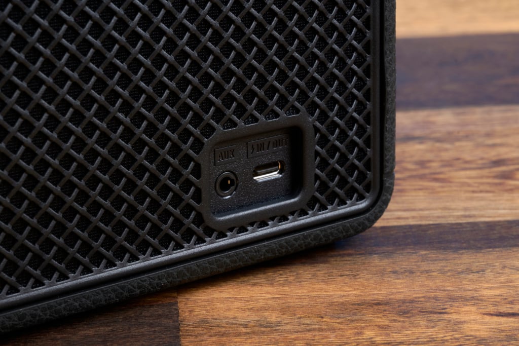 Marshall Middleton II – USB-C und AUX-Anschluss