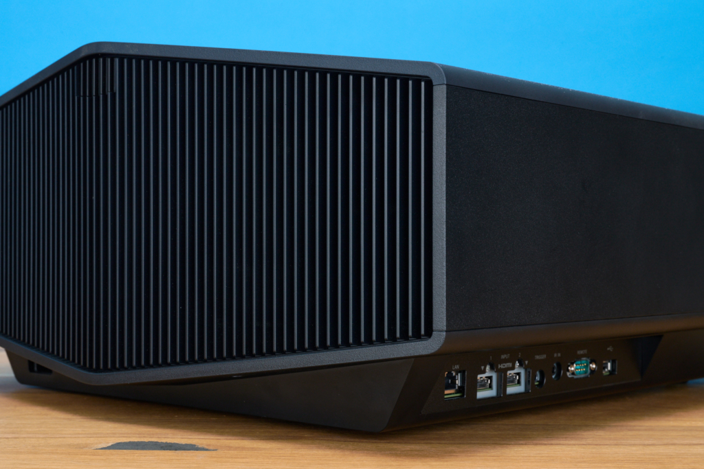 Rückseite Sony Bravia Projector 8