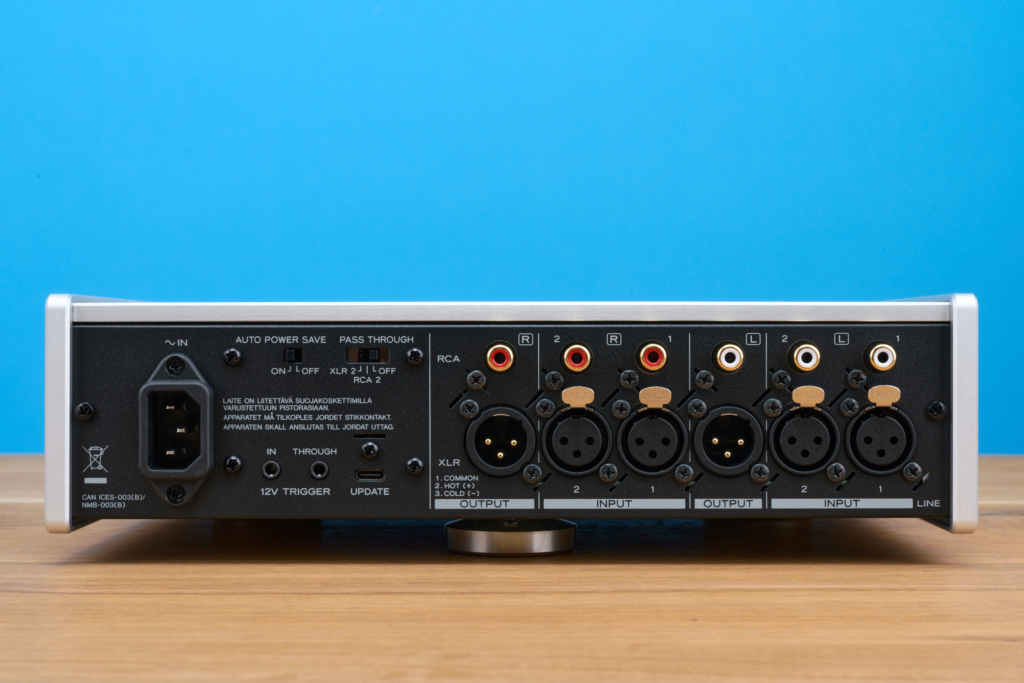 Teac HA-507 – Anschlüsse hinten