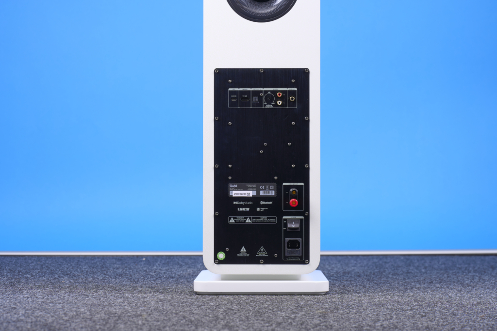 Teufel Ultima 40 Aktiv 3 im Test – Anschluesse