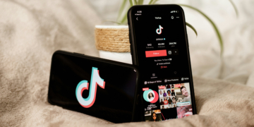 TikTok führt neue Funktionen für Songwriter:innen ein.