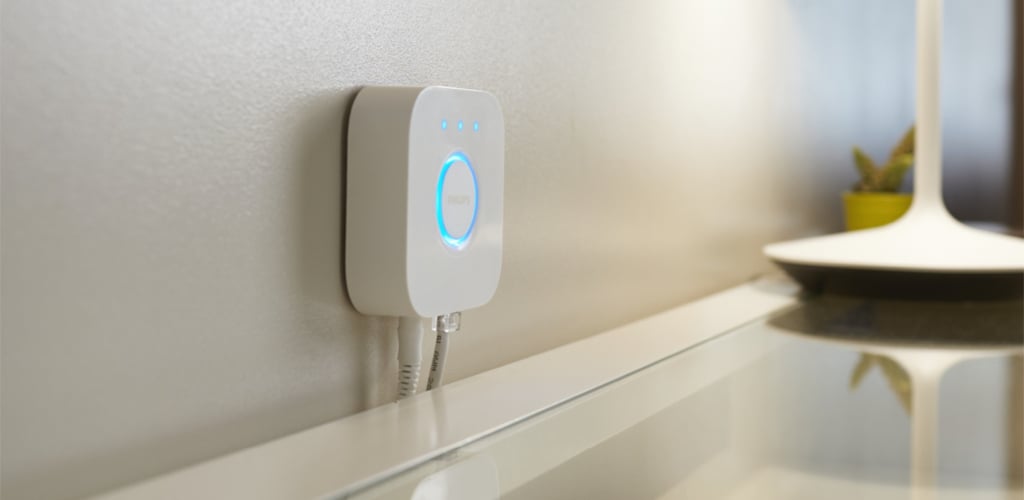 Wie machst du deinen Fernseher Philips Hue faehig Bild der Hue Bridge_2