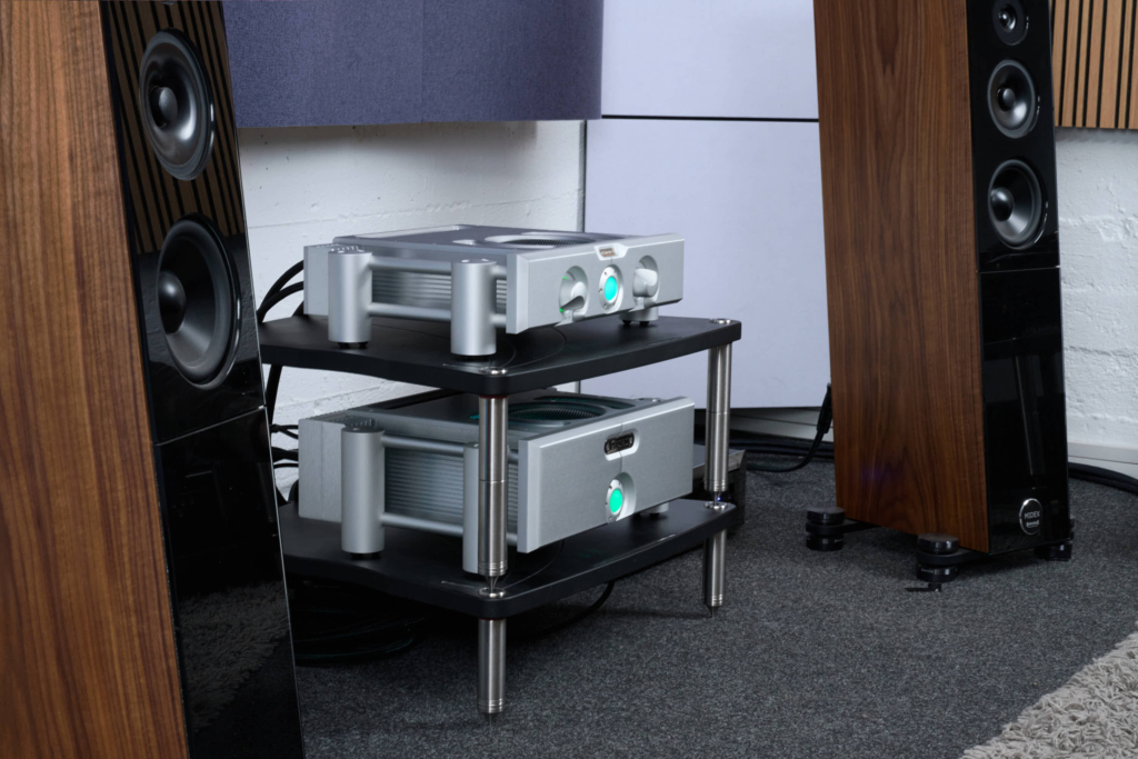 Chord Ultima Pre 3 Testsituation Hörraum mit Ultima 6 und Audio Physic Midex