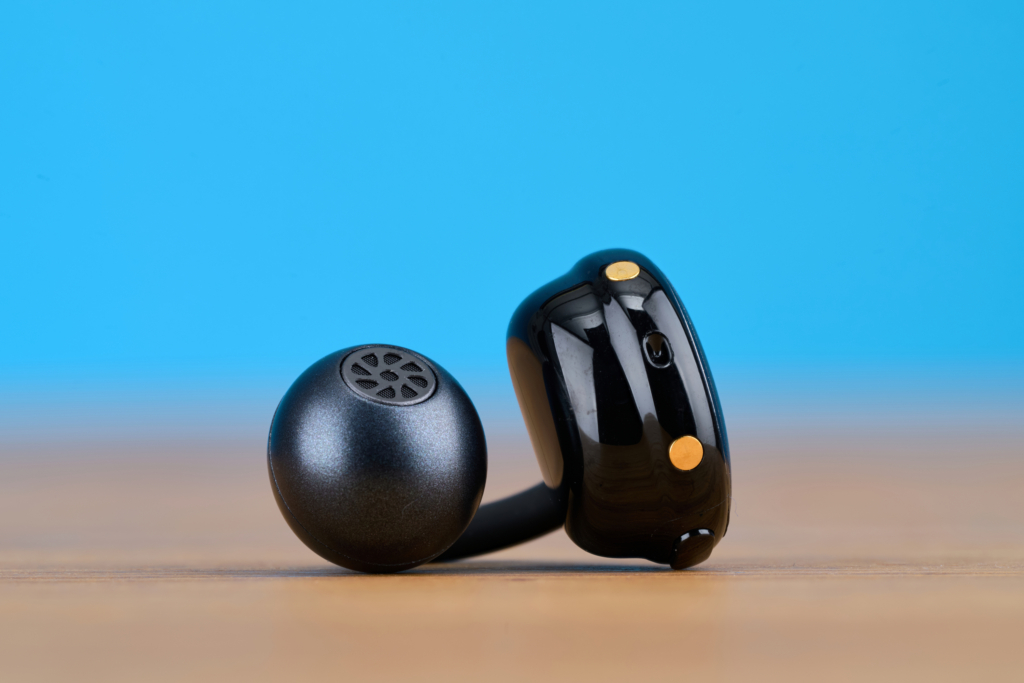 EarFun Clip – Detailaufnahme einzeln