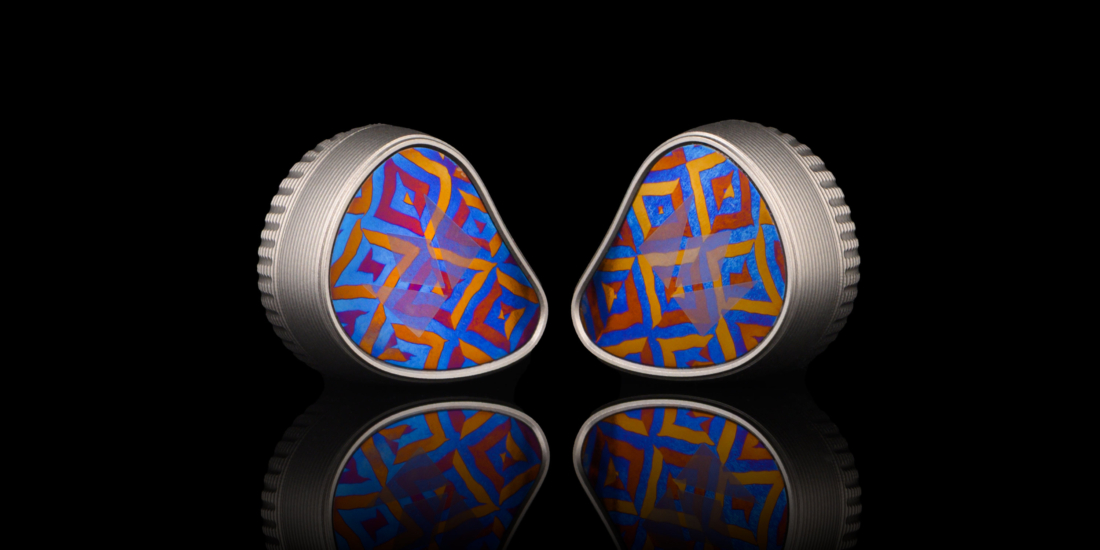 Noble Kronos: In-Ear-Flaggschiff mit HiFi-Luxus kostet 4.750 Euro Die Noble Audio Kronos sind In-Ears für HiFi-Enthusiast:innen.