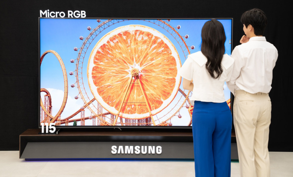 Samsungs neuer Micro-RGB-TV mit LCD-Technik soll zu OLEDs aufschließen.