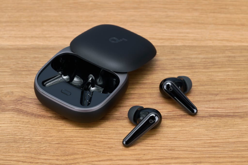 Soundcore Liberty 5 – Geöffnetes Ladecase
