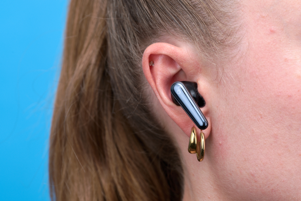 Soundcore Liberty 5 – Im Ohr