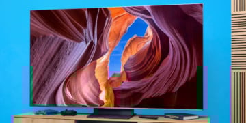 TCL Q8C TEST