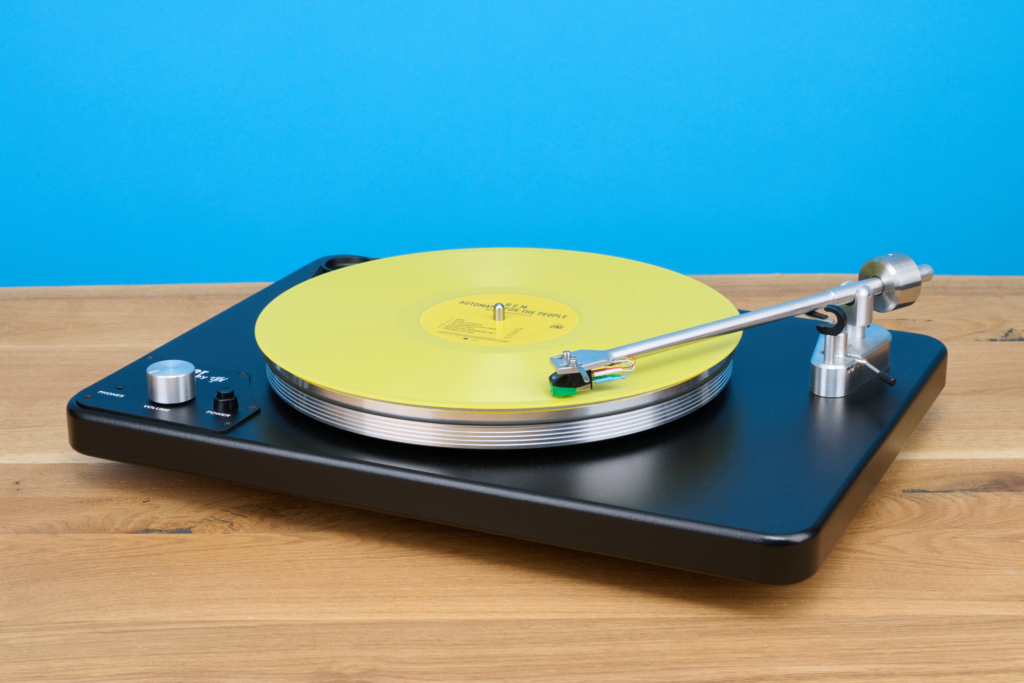 VPI Player in Betrieb schräg von Rechts