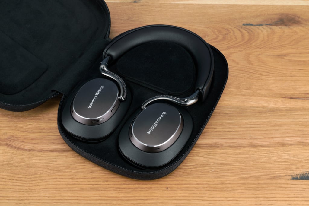 Bowers & Wilkins Px8 S2 Case