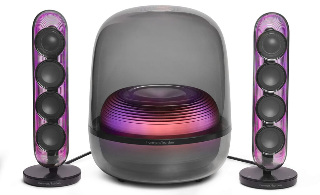 Die Harman Kardon Soundsticks 5 sind optisch echte Hingucker.