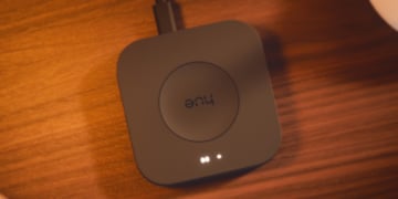 Die Philips Hue Bridge Pro hievt smarte Beleuchtung auf das nächste Level.