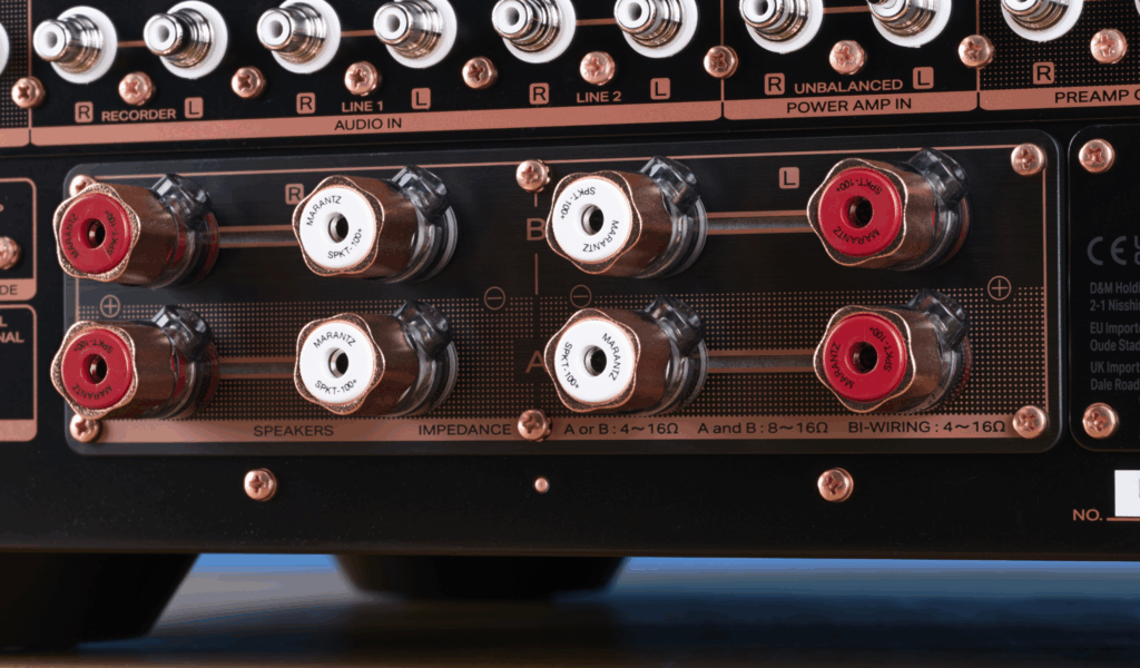 Impedanz bei Verstärkern Marantz Model 10 Impedanz-Angaben Rückseite