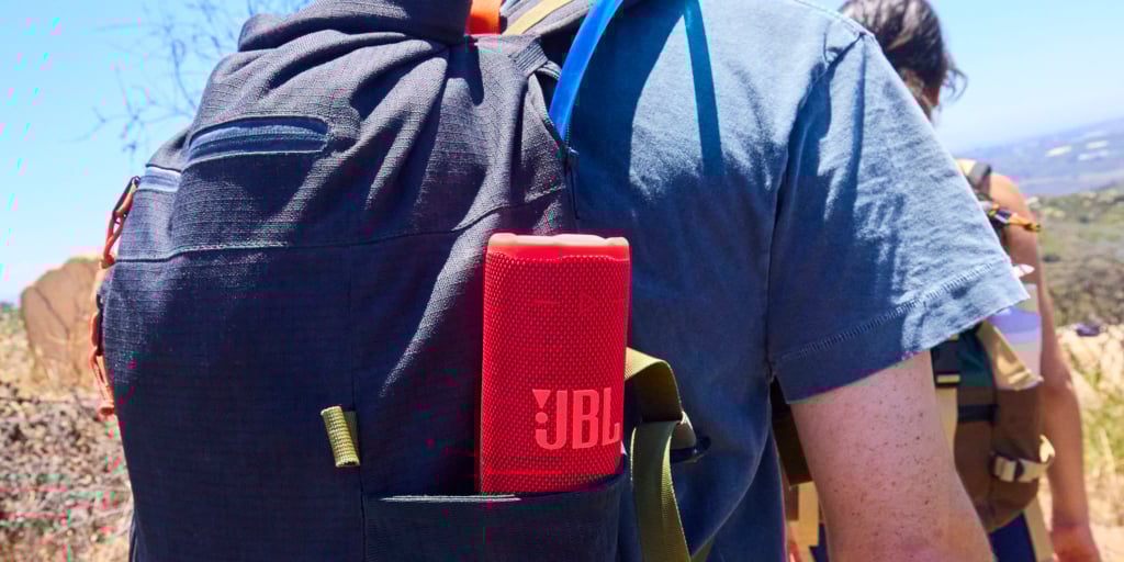 Der JBL Grip ist in mehreren Farbvarianten erhältlich.