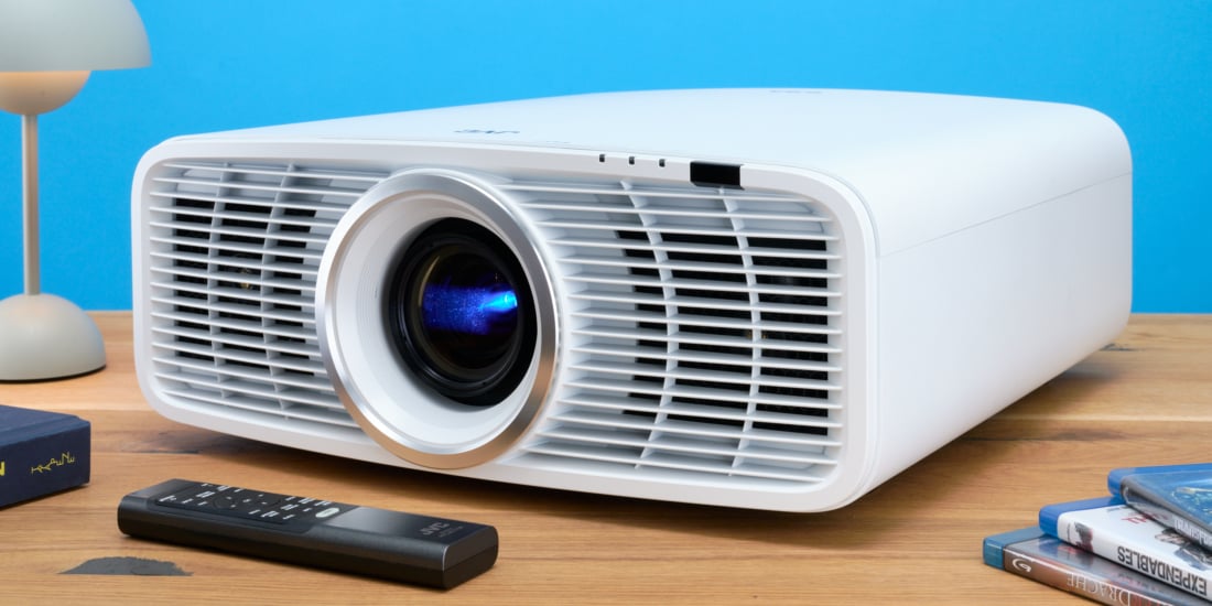 JVC DLA-NZ500 im Test