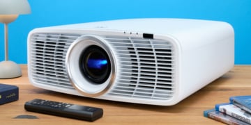 JVC DLA-NZ500 im Test