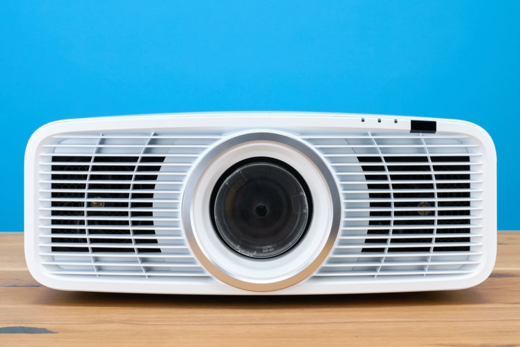 Frontalansicht JVC DLA-NZ500