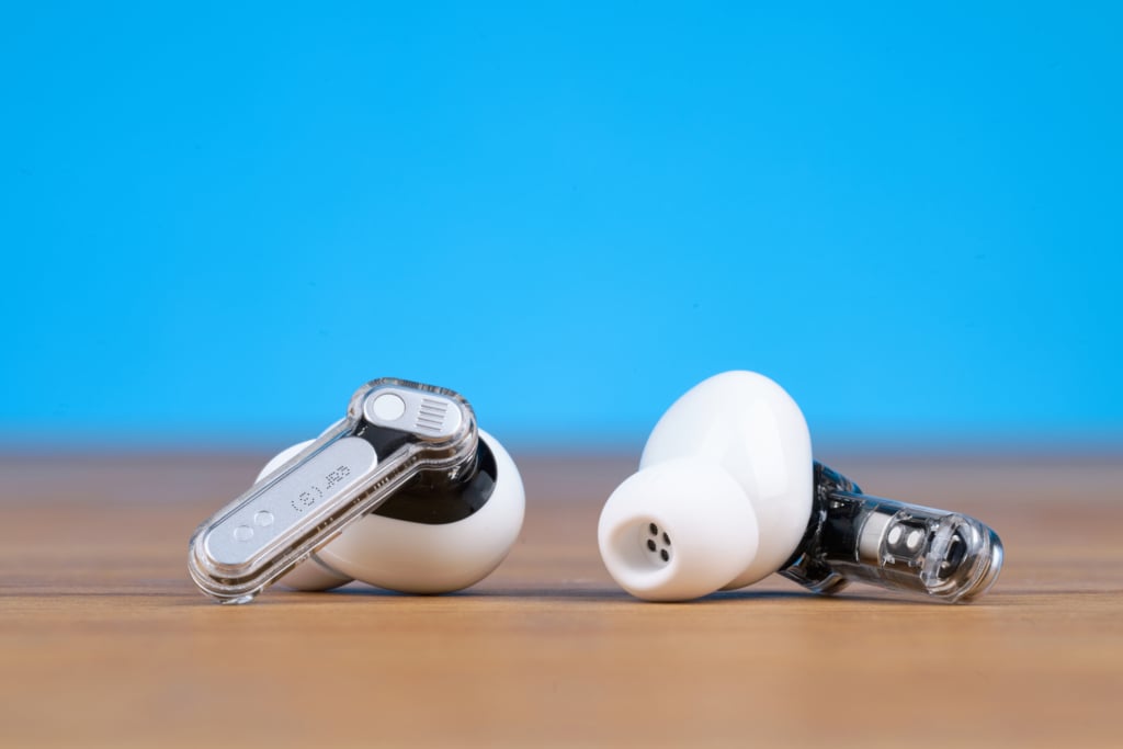Nothing Ear (3) – Beide nebeneinander