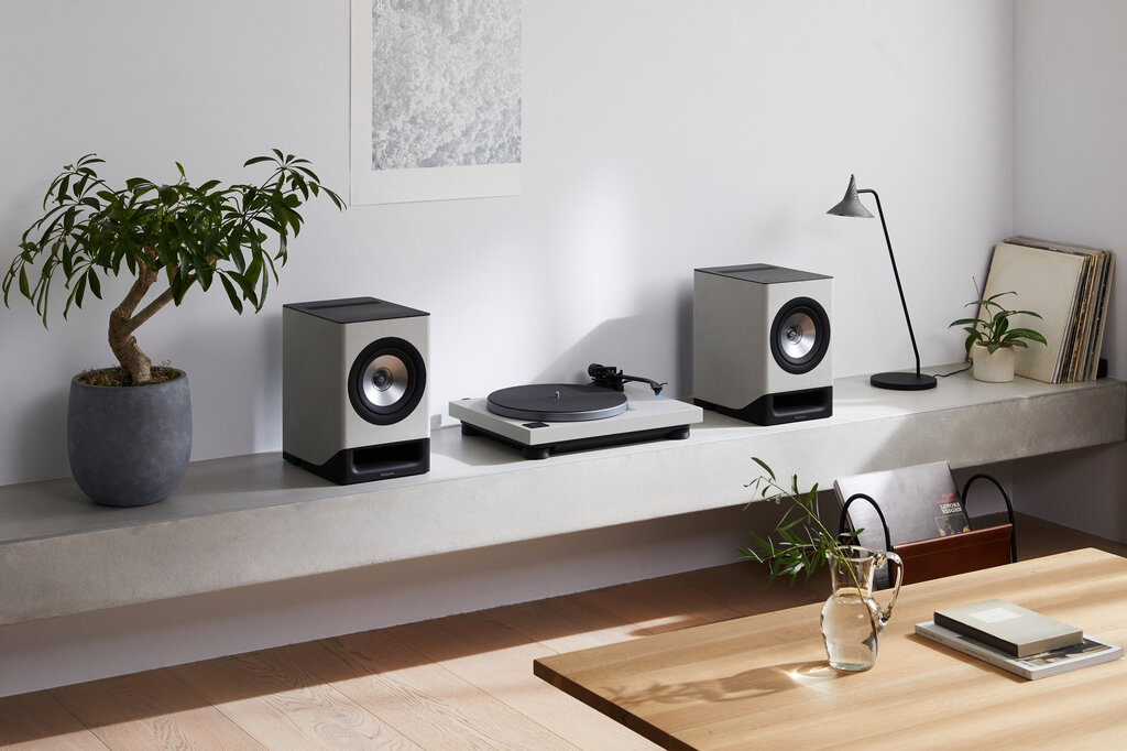 Technics SL-40CBT mit Technics SC-CX700 in Light Grey