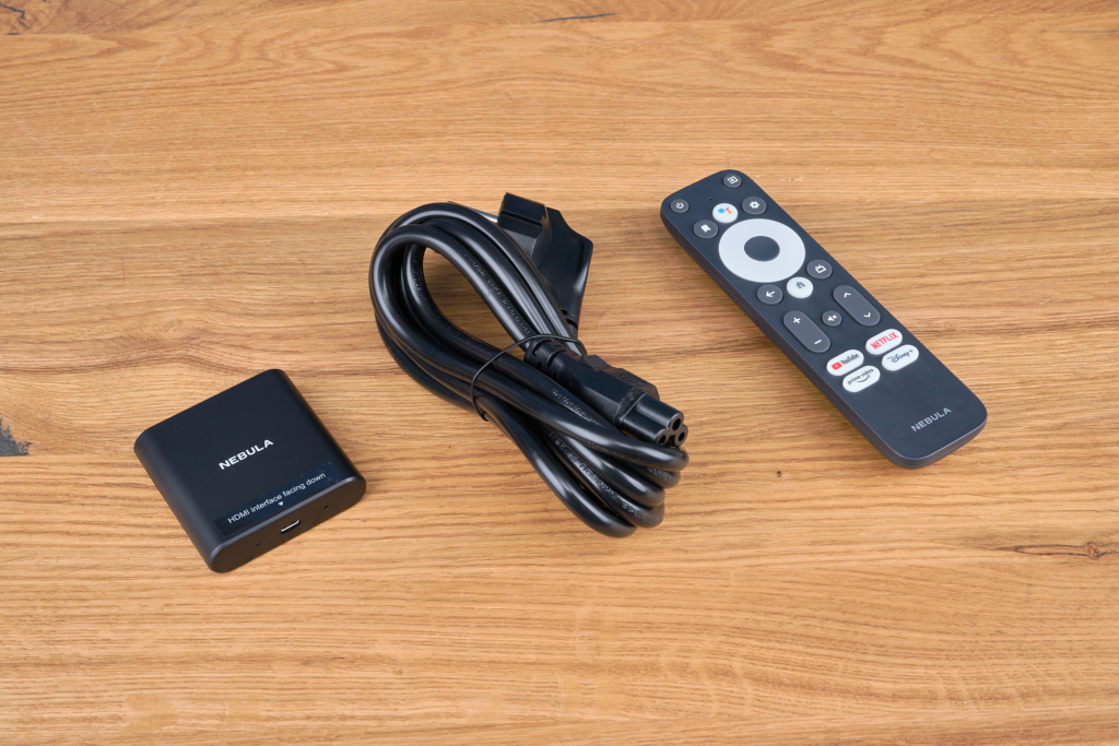 Lieferumfang Nebula Cosmos 4K SE