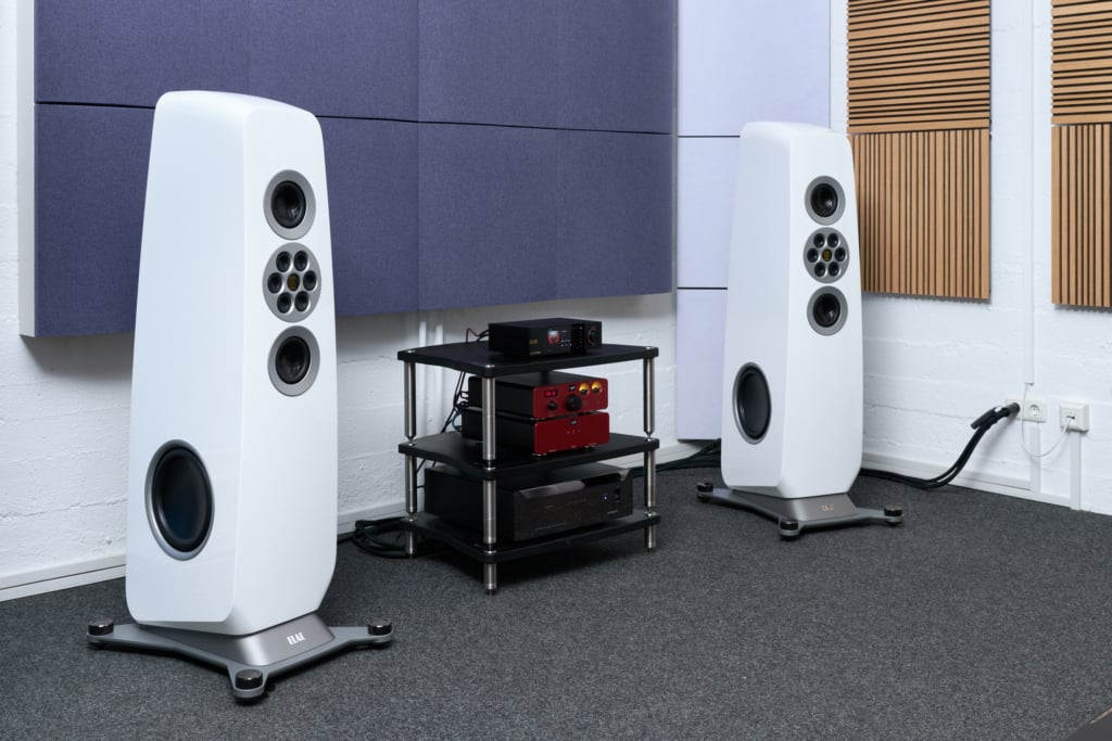 Elac Concentro M 807 Testsituation