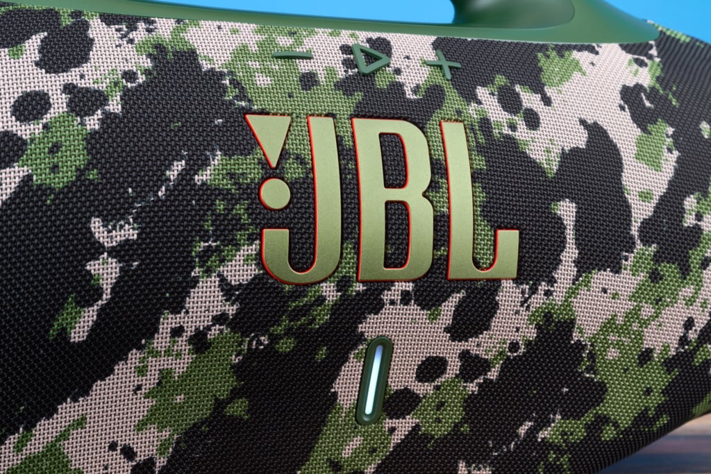 JBL Boombox 4 – JBL Logo