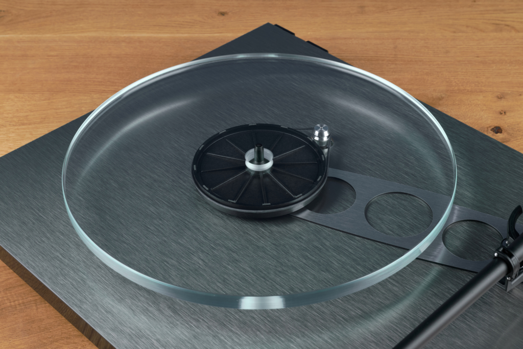 Direktantrieb oder Riemenantrieb | Rega Planar 3 RS