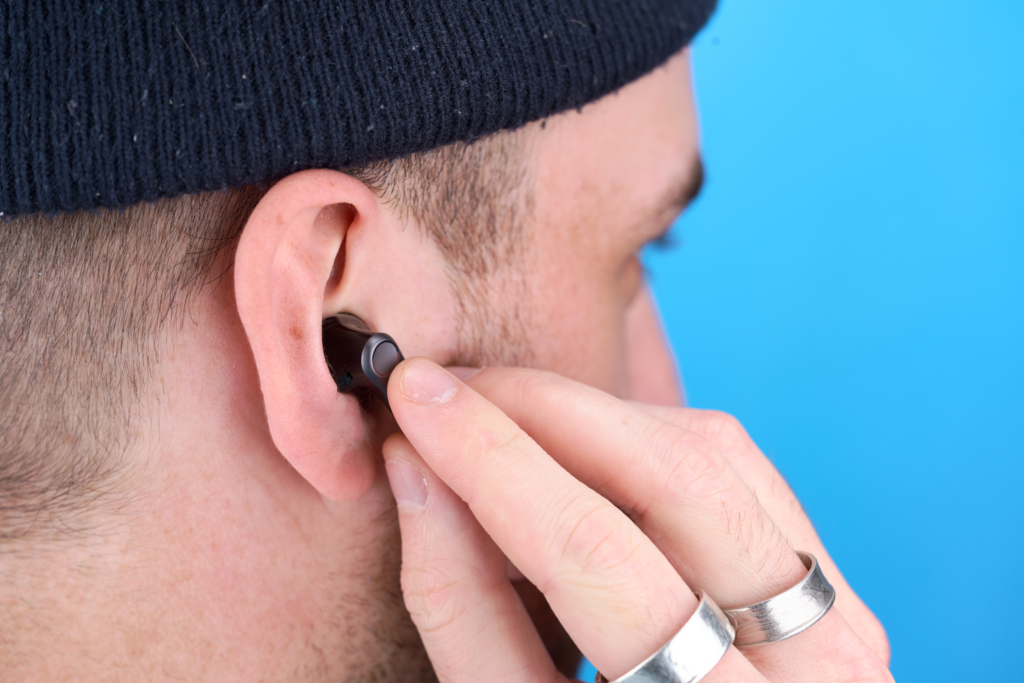 EarFun Air Pro 4 – Kopfhörer im Ohr