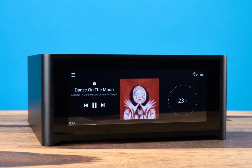 NAD M10 V3 Display Lautstärke