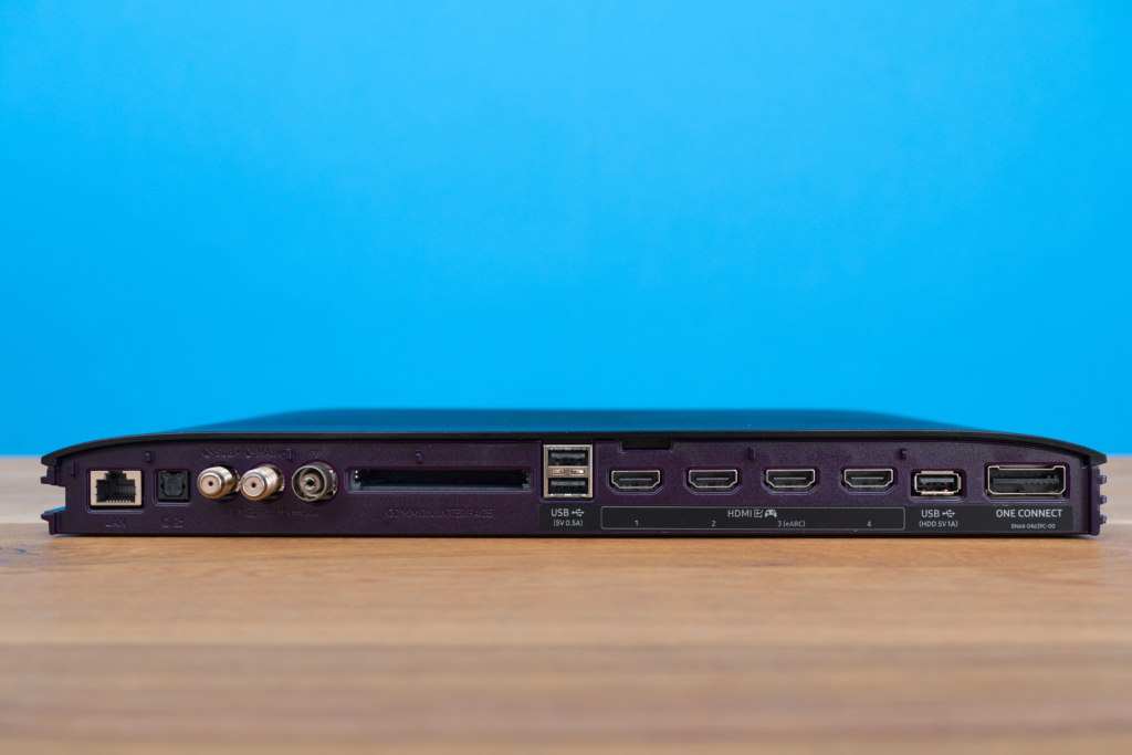 Anschlüsse Samsung S95F