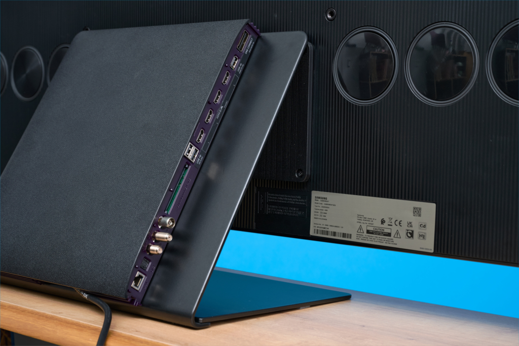 One Connect Box Samsung S95F