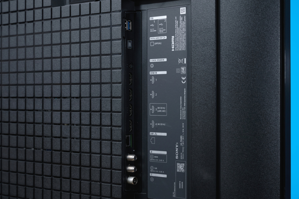 Anschlüsse QLED-Fernseher Sony Bravia 5