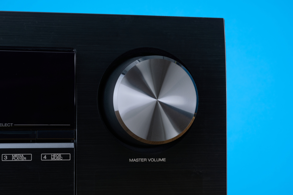 Denon AVC-X2850H Pegelrad Detail