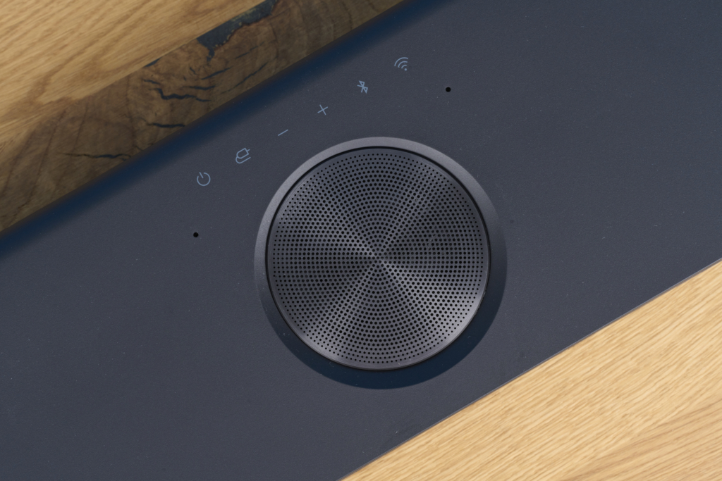 Upfiring-Lautsprecher bei LG-Soundbar