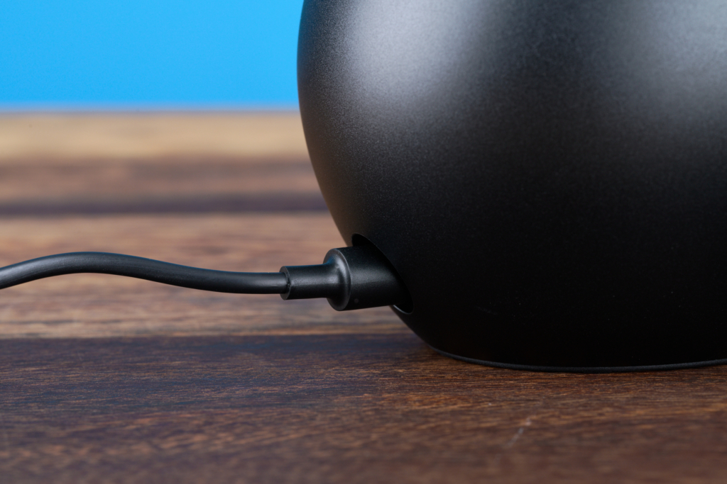 Amazon Echo Spot im Test – Anschluesse