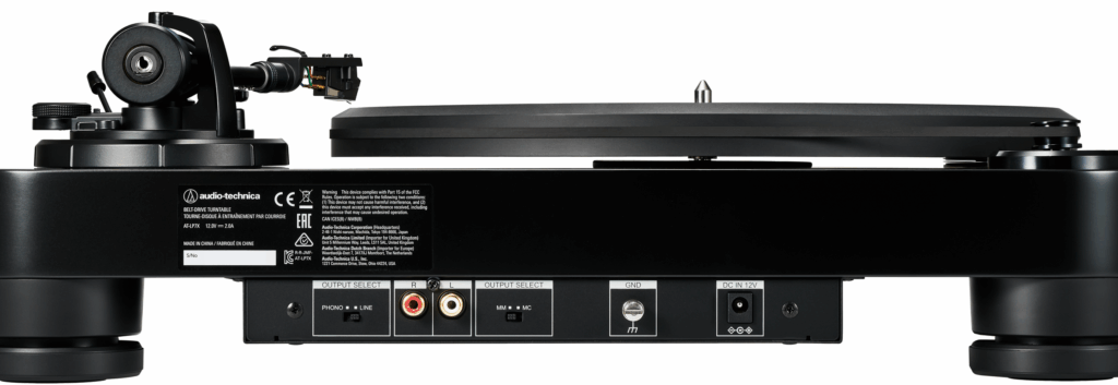 Audio-Technica AT-LP7X Rückseite Anschlüsse