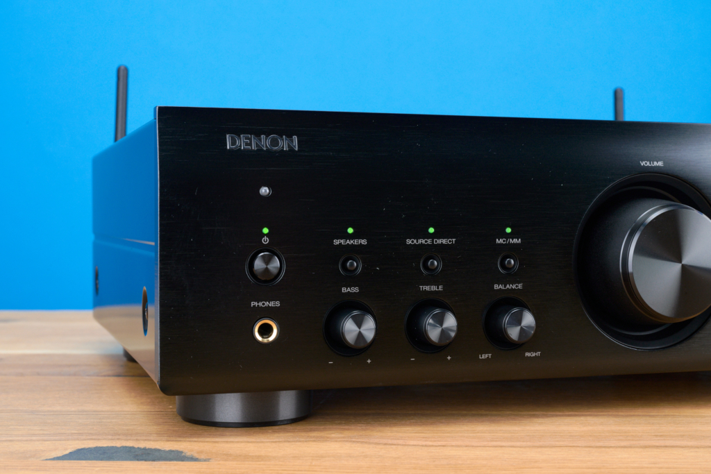 Denon PMA-900HNE – Vorderseite Bedienfeld links
