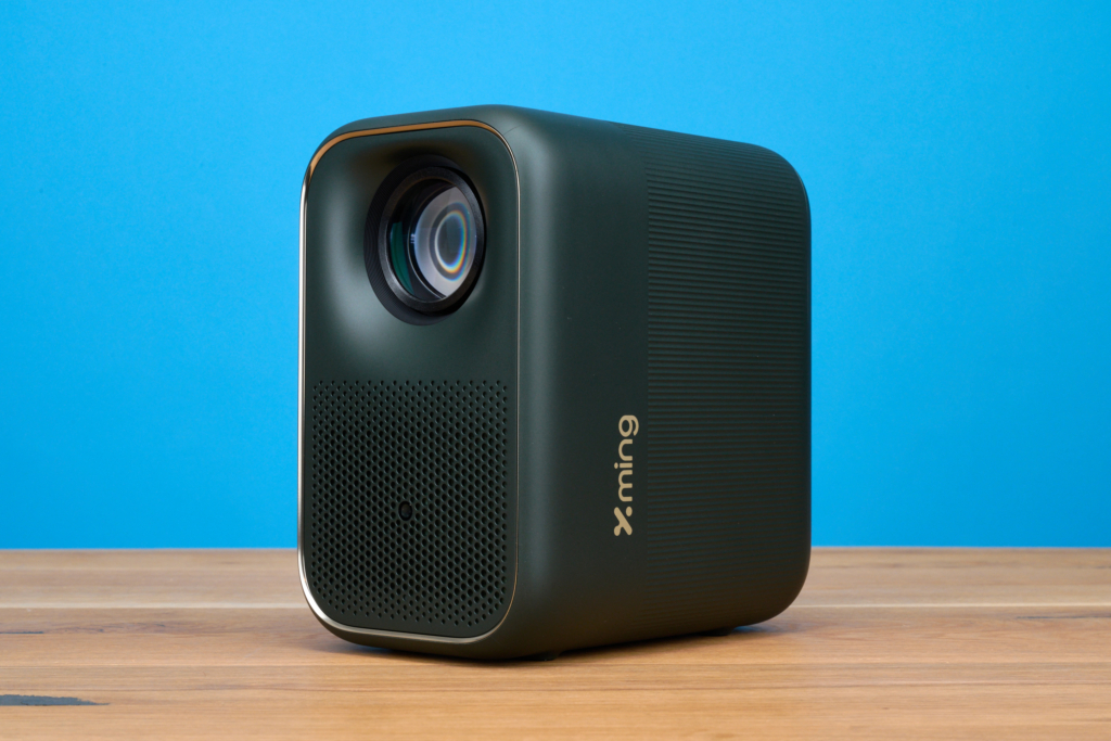 Formovie Xming Page One on Schrägansicht