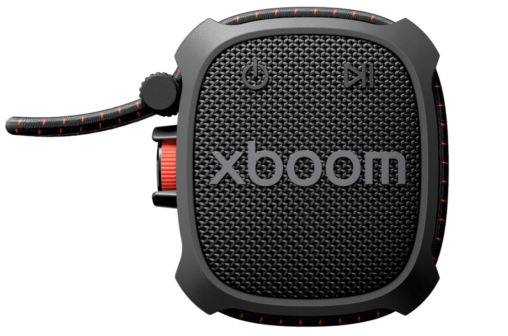 Der LG xboom Rock ist besonders für Outdoor-Abenteuer prädestiniert.