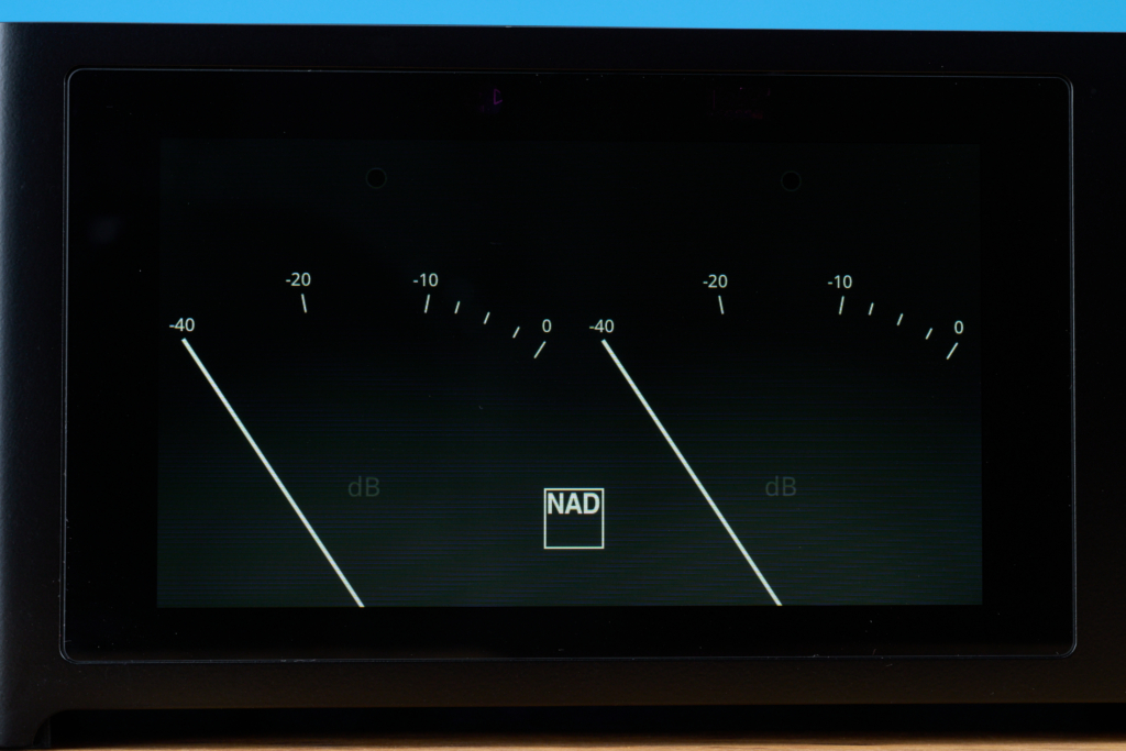 NAD C 700 V2 – VU-Meter auf dem Bildschirm