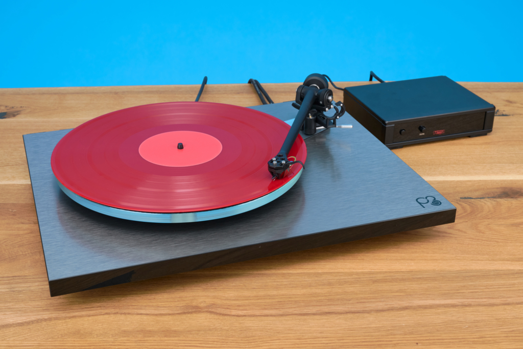 Plattenspieler bis 500 Euro | Rega Planar 3 RS