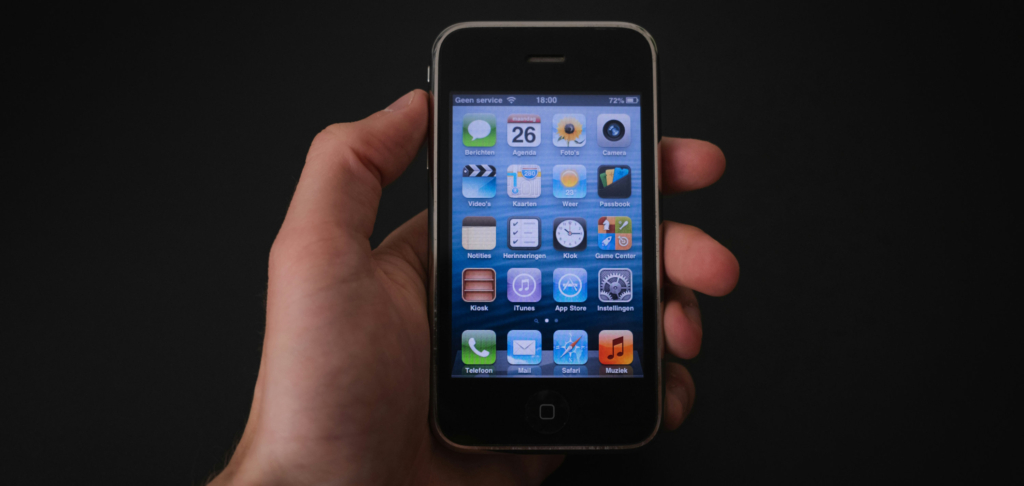 Die ersten iPhone-Modelle, hier das Apple iPhone 3GS, waren damals revolutionär.