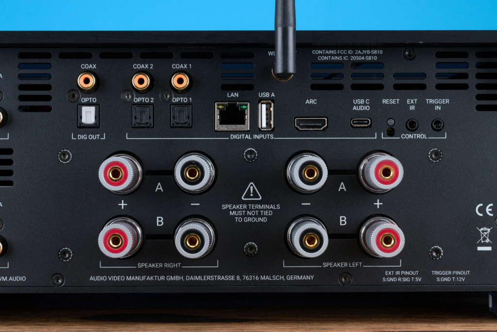 AVM Ovation CS 8.3 S digitale Schnittstellen Detail